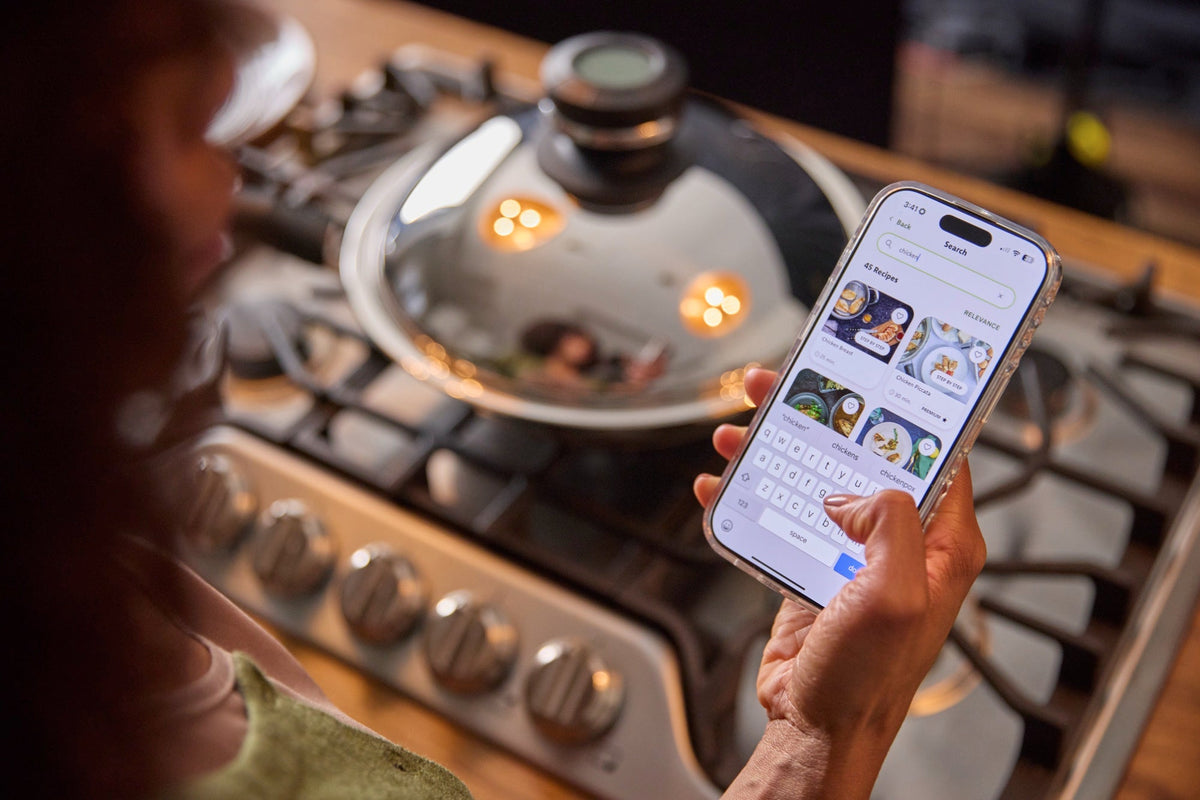 Smart devices and accessories collection tile